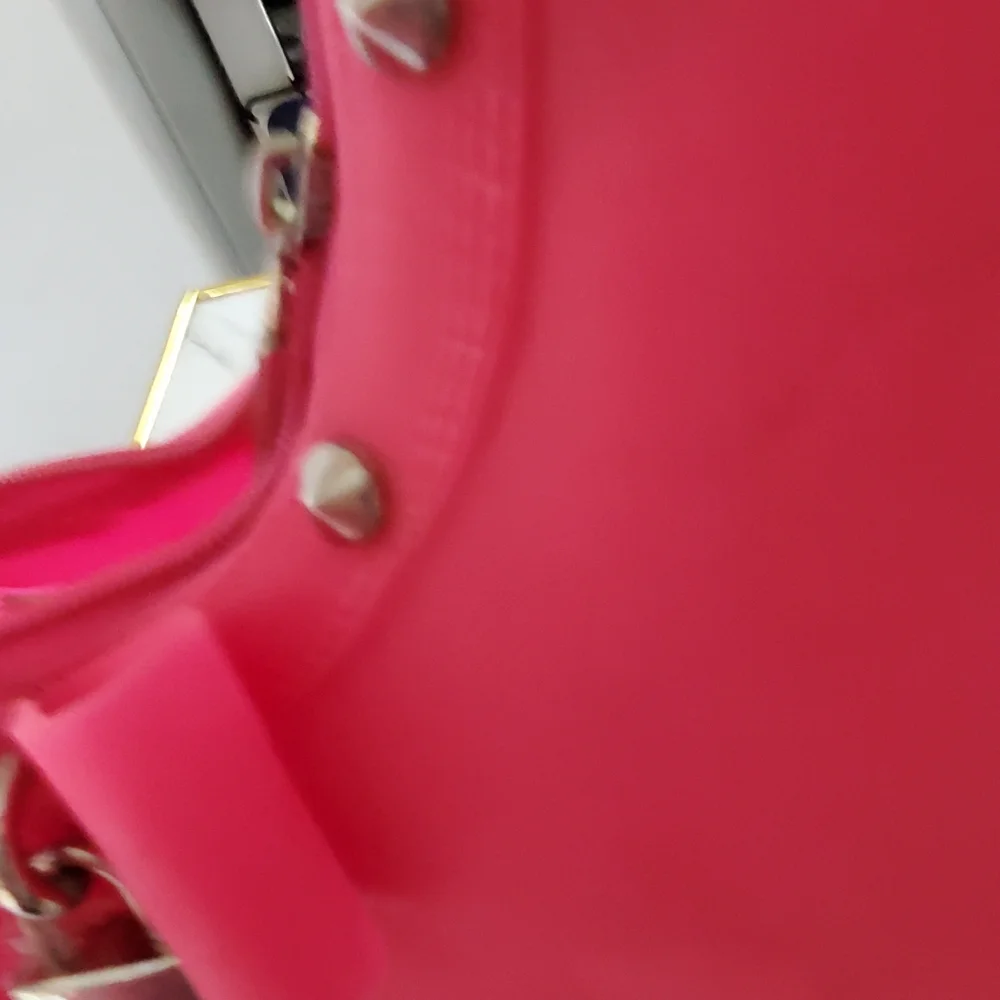 Hot Pink Lucite SHOULDER BAG - Picture 7 of 7